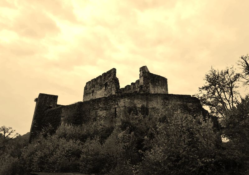 Datei:Ruine Söldnerstadt.jpg